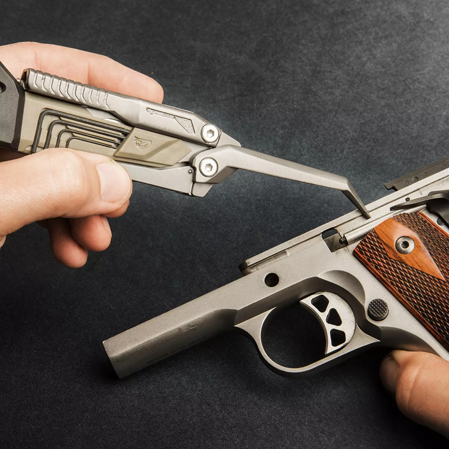 REAL AVID - The Pistol Tool