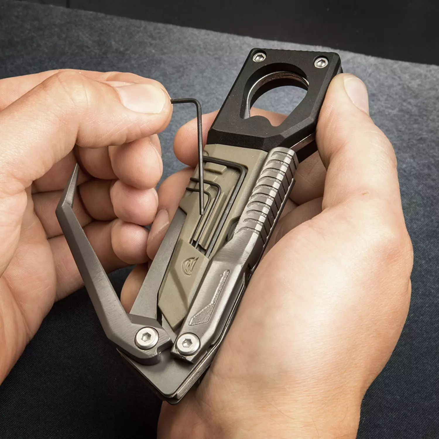 REAL AVID - The Pistol Tool