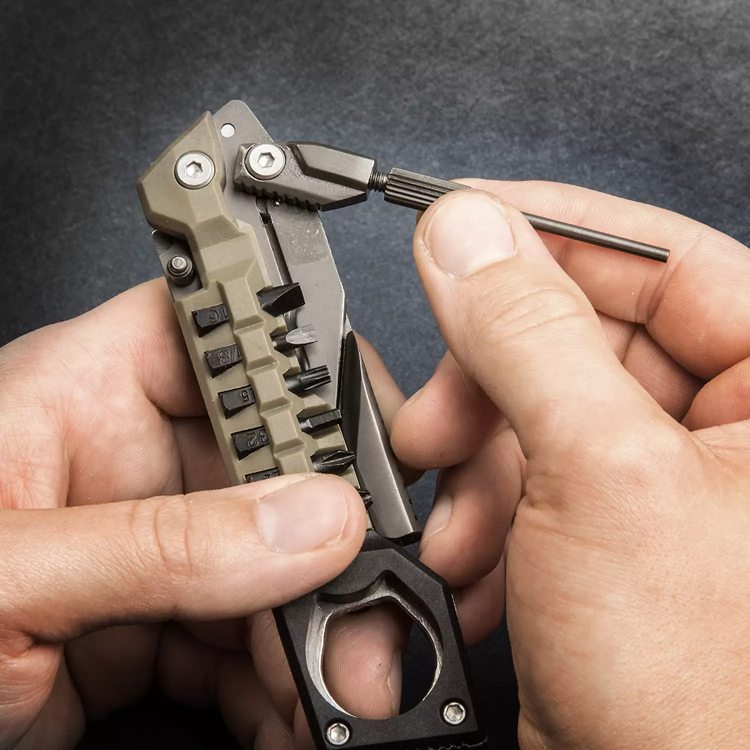REAL AVID - The Pistol Tool
