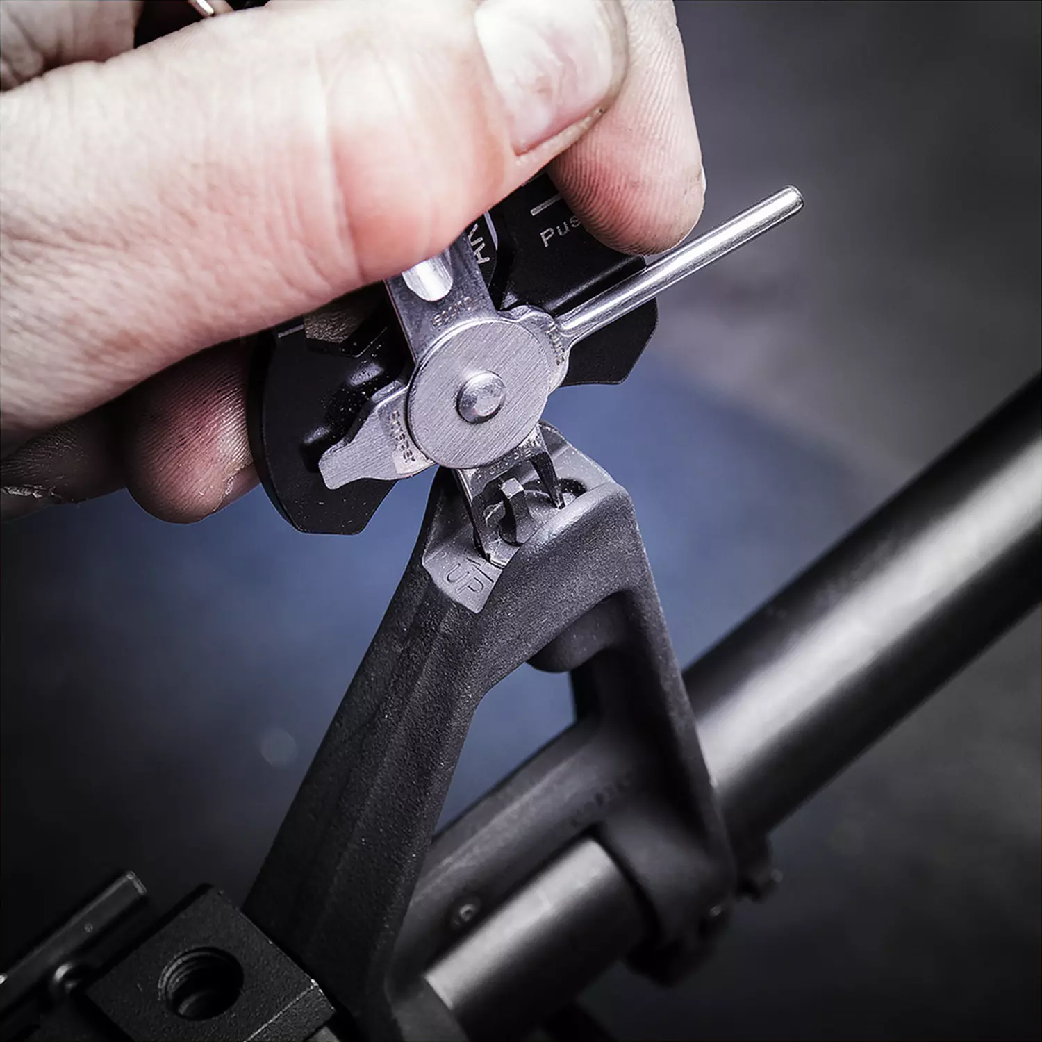 REAL AVID Werkzeug Micro Tool AR 15