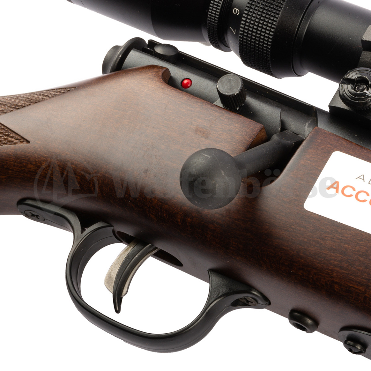 SAVAGE 93R17 GVXP SR Holzschaft  .17 HMR