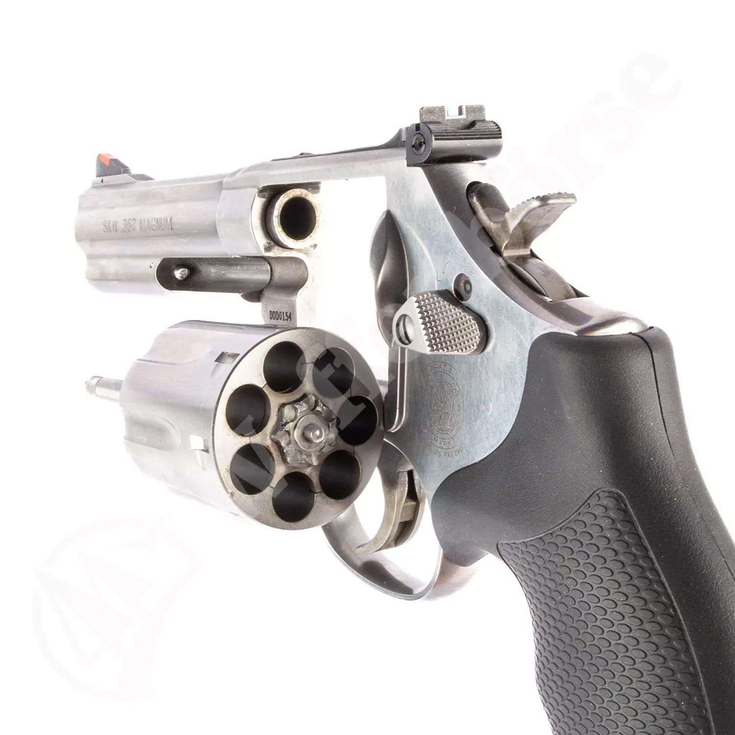 Smith & Wesson Model 686-6 Plus 4