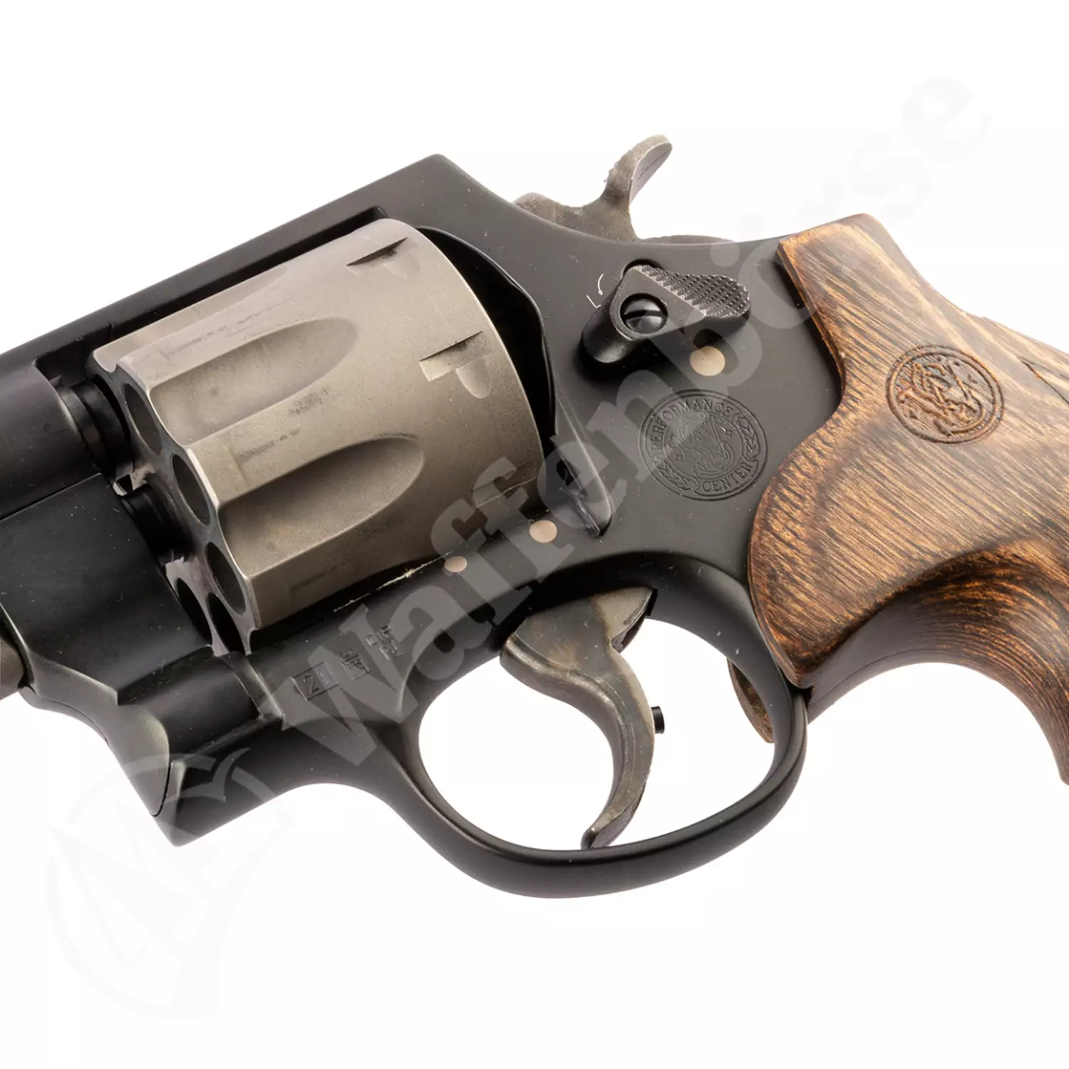 SMITH & WESSON Performance Center Model 327 .357 Mag