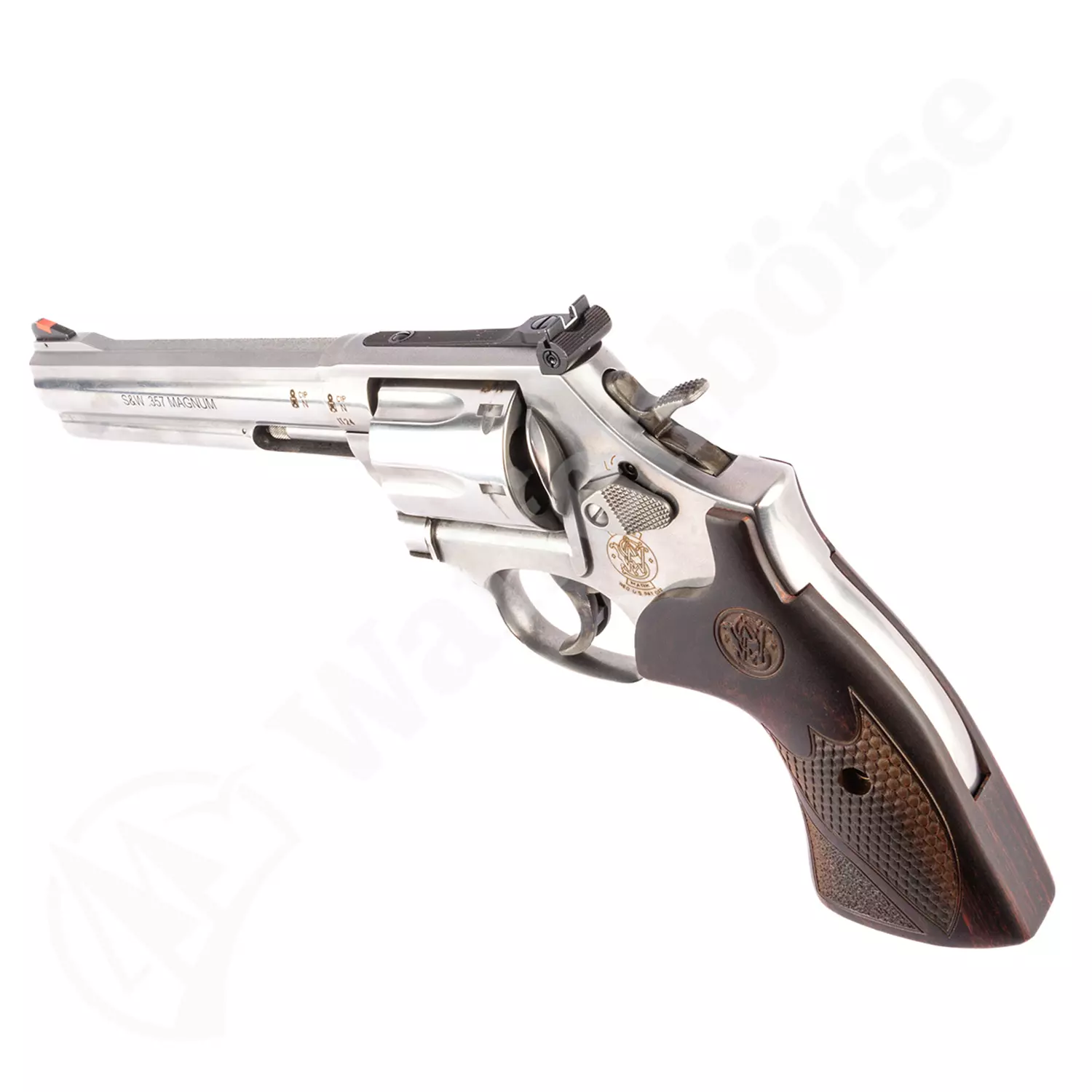 SMITH & WESSON Model 686 Plus Deluxe .357 Magnum