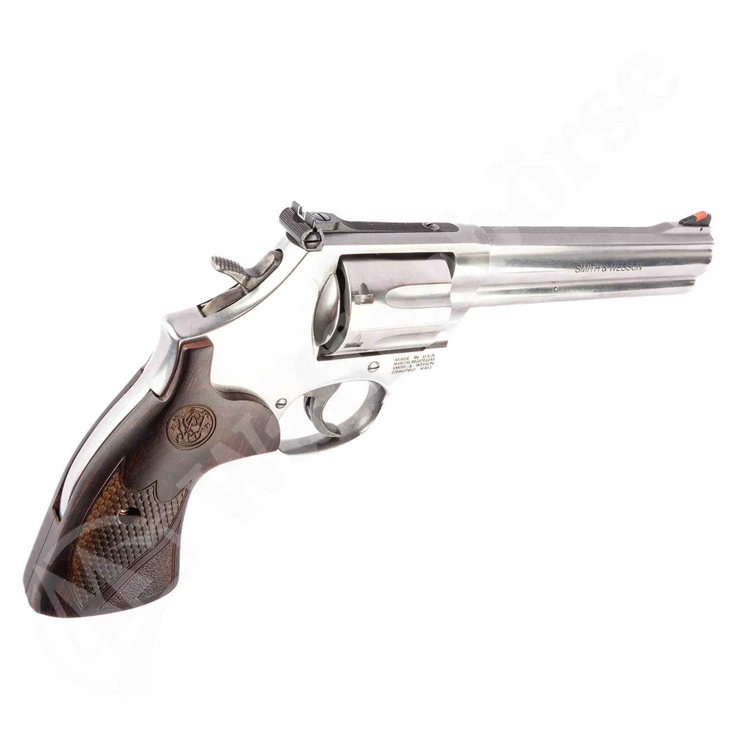 SMITH & WESSON Model 686 Plus Deluxe .357 Magnum