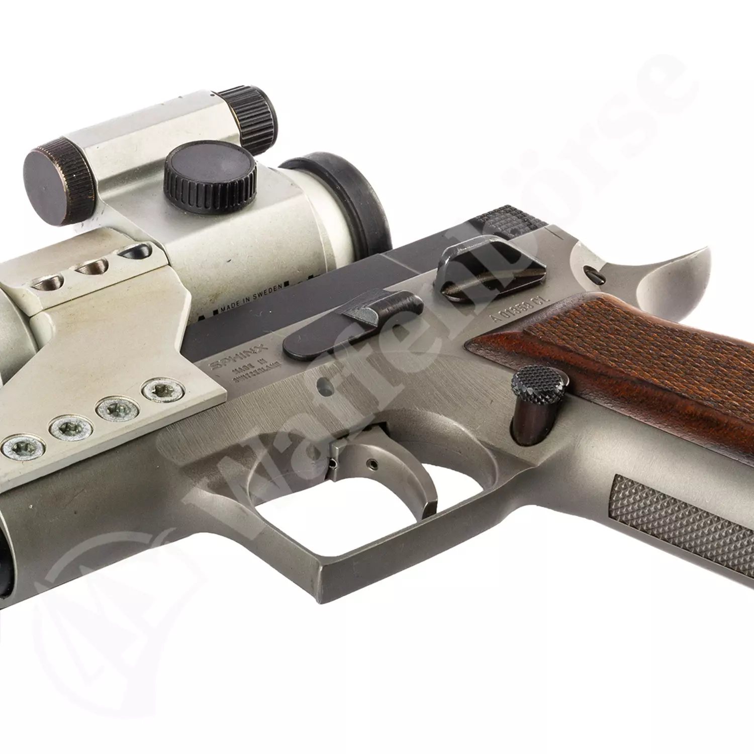 Sphinx Master 9mm para