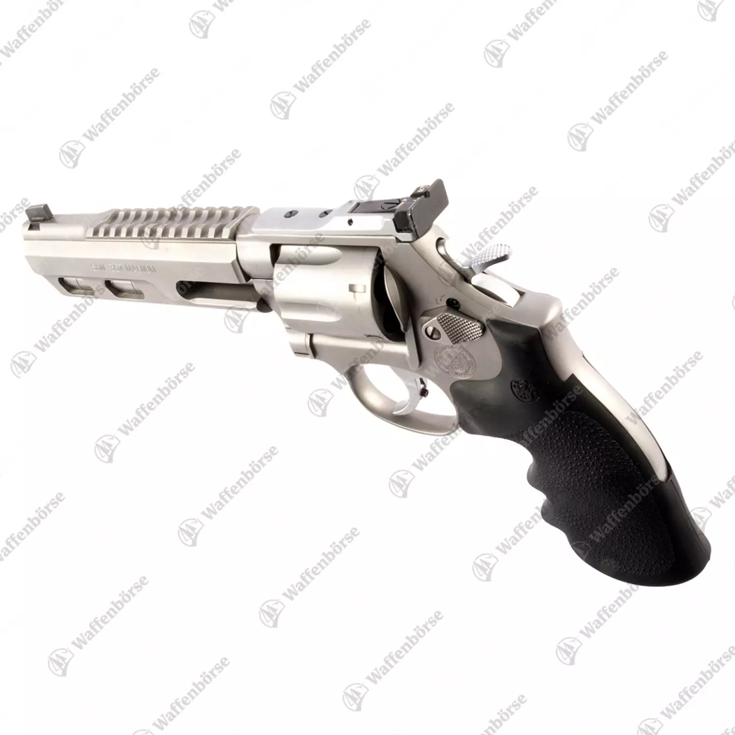 SMITH & WESSON Model 686 Competitor Performance Center 6