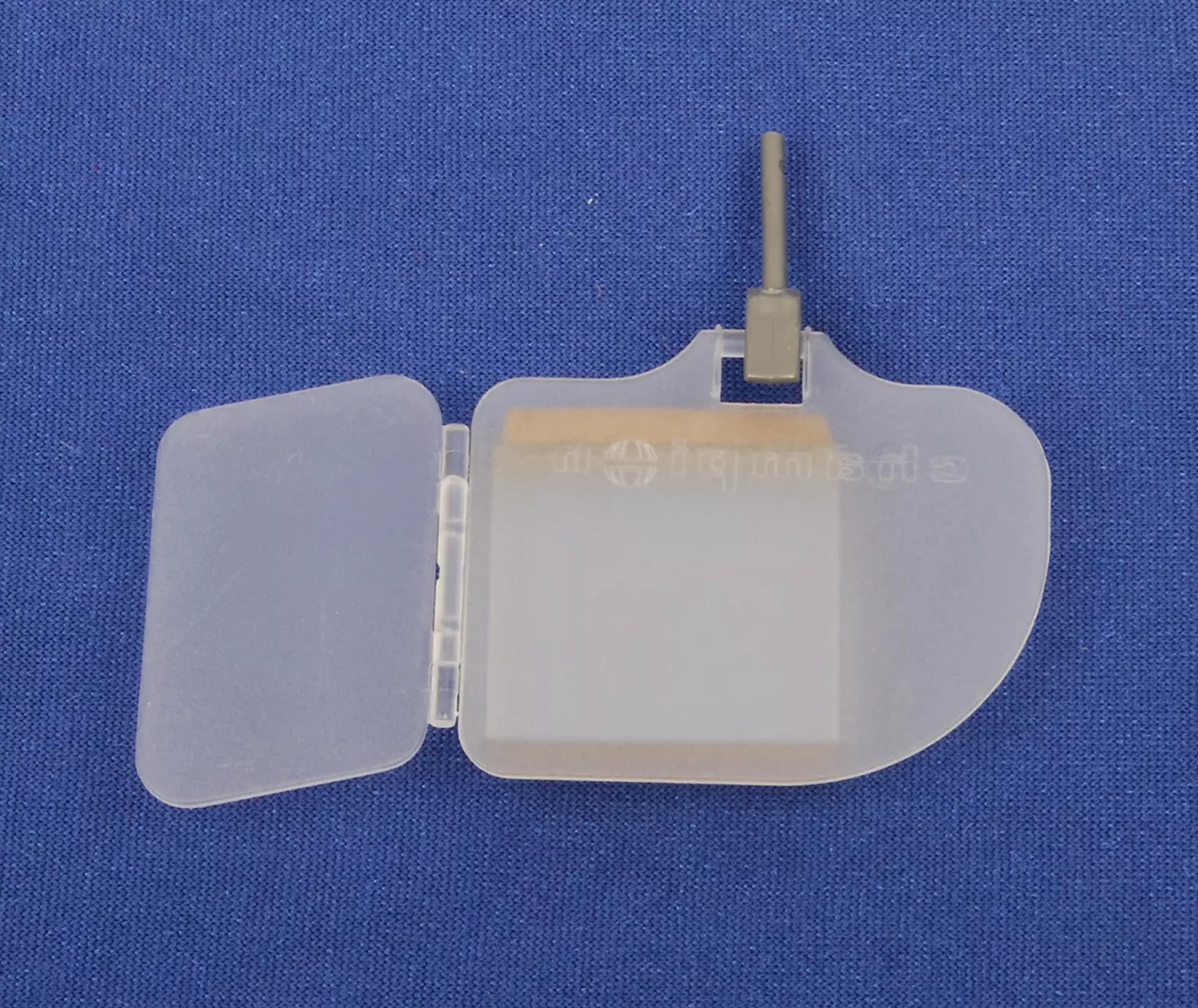 Champion Augenklappe mit Scharnier,  transparent