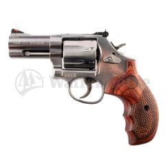 SMITH & WESSON 686 Plus De Luxe Revolver .357 Mag